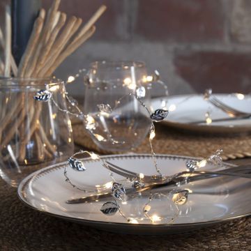 Ghirlandă luminoasă număr becuri 20 buc. cu baterii lungime 200 cm Dew Drop – Star Trading