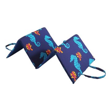 Pernă pentru scaun de grădină albastră pentru șezlong 49x137 cm Seahorse – B.E.S.