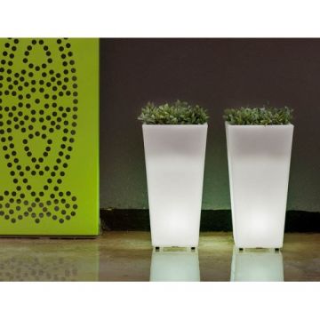 Ghiveci New Garden Melisa 30 Cu Iluminare - Alimentare Solara